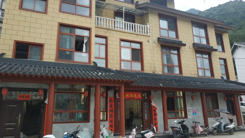 商洛市足浴會(huì)所裝修現(xiàn)場.jpg